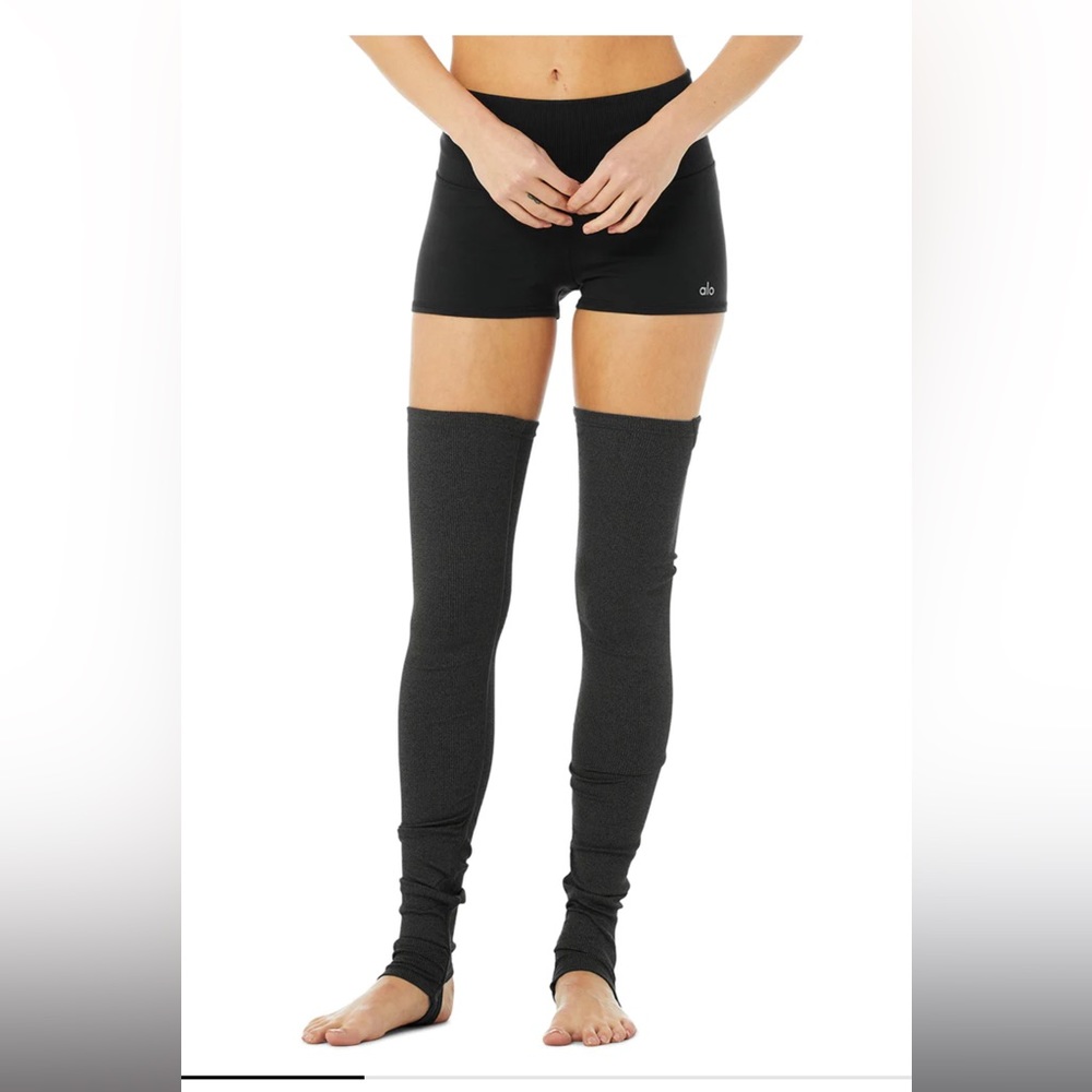 alo goddess leg warmers